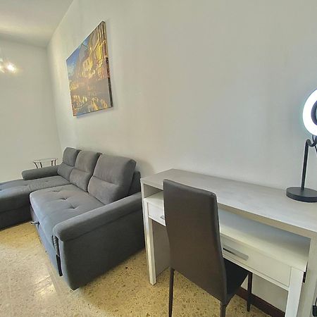 شقة Navigli Style, Tra Metropolitana Famagosta, Comfort E Modernita ميلان المظهر الخارجي الصورة